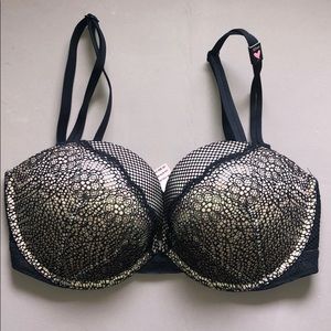 Victoria's Secret Very Sexy Bra (NWT)